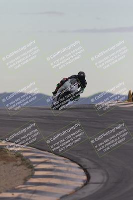 media/Sep-21-2025-Race Pace (Sun) [[98bf33ef95]]/Non Verified/1-Turns 9 and 10 (8am)/